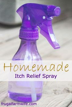 Homemade Itch Relief Spray. I started making this last summer when we got into the chiggers, and it works so well! Homemade Itch Relief Cream, Homemade Itch Relief, Apothecary Recipes, Herbal Grimoire, Diy Extracts, Health Remedy, Homemade Lotions, Medical Tips, Healthy Remedies