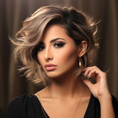 Pelo Color Caramelo, Layered Haircuts For Women, Short Choppy Haircuts, Short Layered Haircuts, Sassy Hair, Short Curly Hair, Hair Photo, Short Haircuts, Layered Haircuts