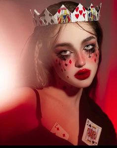 Alice In Wonderland Headpiece, Red Queen Costume Ideas, Casino Theme Makeup, Deck Of Cards Makeup, Playing Card Makeup, Queen Of Heart Makeup, Queen Of Hearts Makeup Ideas, Queen Of Hearts Alice In Wonderland, Alice In Wonderland Makeup Ideas