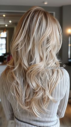 Platinum Hair With Lowlights, Platinum Blonde With Lowlights, Blonde With Lowlights, Lowlights And Highlights