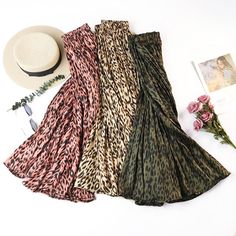 Retro Leopard Pleated Skirt - Uniqistic.com Trendy Flared Maxi Skirt With Lining, Trendy Stretch Midi Skirt, Trendy Relaxed Maxi Skirt, Winter Bottoms, Outfit Elegantes, Korean Skirt, Pleated Chiffon Skirt, High Waist Long Skirt, Cheap Skirts