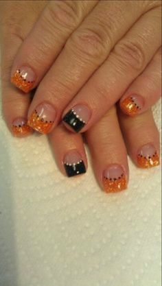 Thanksgiving Nail Art Designs, Halloween Nail Art Easy, Holloween Nails, Halloween Nails Easy, Nail Tip Designs, Thanksgiving Nail Art, Thanksgiving Nail, Halloween Acrylic Nails, Art Designs Ideas