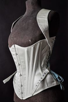 Rpg Clothing, Corsets Fashion, Body Corset, Punk Clothes, Fashion Corset, Medieval Clothes