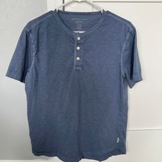 American Eagle Standard Fit Super Soft Short Sleeve Henley Tshirt Size Small. Great Condition Prewashed But Never Worn. Underarm 19 1/4” Length 25” Casual Cotton Shirt With Henley Neckline, Casual Henley Neckline Tops With Relaxed Fit, Everyday Washed Blue Short Sleeve Shirt, Casual Cotton Henley Shirt, Blue Short Sleeve Shirt For Everyday, Everyday Blue Short Sleeve Shirt, Casual Washed Blue Short Sleeve Tops, Washed Blue Cotton Short Sleeve Top, Casual Henley T-shirt For Everyday Wear