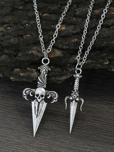 Fashionable and Popular 2pcs Men Skull Decor Sword Charm Necklace Alloy for Vacation and for a Stylish Look Antique Silver Funky   Zinc Alloy     Men Fashion Jewelry, size features are:Bust: ,Length: ,Sleeve Length: Outlaw Outfit, Unique Mens Necklace, Embellished Fashion, Mens Fashion Jewelry, Double Layer Necklace, Silverware Jewelry, Skull Decor, Necklace Sets, Barbie Accessories