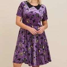 New In Package Torrid Disney Plus Size Collection Stretch Velvet Midi Dress Disney The Haunted Mansion 1950s Halloween Costume, 1950s Halloween, Haunted Mansion Disney, Floral Tulle Dress, Purple Velvet Dress, Vintage Halloween Costume, Halloween Color, Red Sweater Dress, Dark Dress