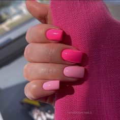 Pink Nail Polish Colors, Nail Designs Bling, Berry Nails, Latest Nail Designs, Pink Nail Polish, Pink Nail, Manicures Designs, Simple Nail Designs