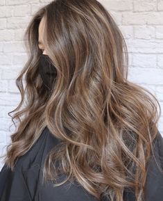 Brown Hair Inspo, Dark Hair With Highlights, Hair Envy, Hair Dos, Cut And Color, Dark Hair, Hair Highlights, Hair Inspo, Brown Hair