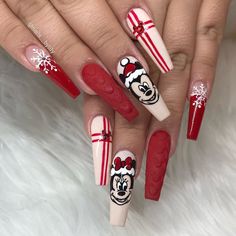 𝔏𝔦𝔩𝔶 🦋 on Instagram: “Mickey & Minnie for Christmas ♥️✨ Hand painted 💅🏻 . . . . . #nails #nailart #christmasnails #nailswag #nailsofinstagram #nailsonfleek…” Short Disney Christmas Nails, Christmas Mickey Mouse Nails, Mickey Mouse Nails Design, Mickey Mouse Christmas Nails, Christmas Nails Disney, Disney Christmas Nails Design, Mickey Mouse Nail Design, Nail Noel