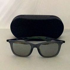 Brand New Hugo Boss Sunglasses For Men , Size 54/20/145 , Color Crystal/ Mirror , Comes With Case. Silver Wayfarer Sunglasses With Tinted Lenses, Silver Wayfarer Sunglasses With Gradient Lenses, Silver Sunglasses With Gradient Lenses For Formal Events, Classic Silver Anti-reflective Sunglasses, Formal Silver Sunglasses With Tinted Lenses, Formal Wayfarer Sunglasses, Silver Tinted Sunglasses For Formal Occasions, Silver Tinted Sunglasses For Formal Events, Silver Polarized Glass Sunglasses