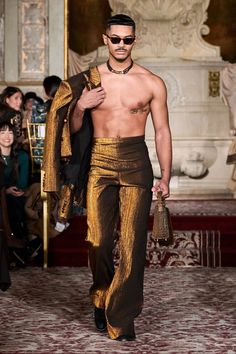 Bronze Flare Trousers Pre-Order 6-8 Weeks Final Sale Made in NYC For inquiries regarding customization email: info@christiansiriano.com Under Chest Tattoo, Dapper Gentleman Style, Stylish Men Wear, Edgy Chic, Americana Fashion, Christian Siriano, Street Style Chic