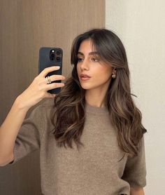 Hair Inspo Summer 2024, Hair For Tan Skin Tone Brown Eyes, Soft Front Layers Long Hair, Brown Hair With Highlights Curtain Bangs, Brunette Hair For Pale Skin, Rambut Brunette, Brown Hair Looks, Hair Inspiration Long, Brown Hair Inspo