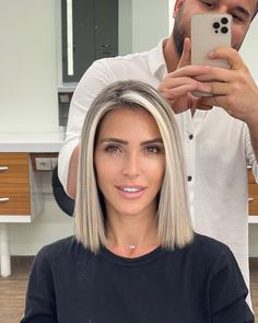 Super Fine Hair, Blended Blonde, Blonde Highlights On Dark Hair, Perfect Hair Color, Blonde Bob Hairstyles, Dark Hair With Highlights, Brown Hair Balayage, Blonde Hair Looks, Short Hair Balayage