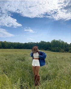 Country Western Summer Outfits, Country Aesthetic Instagram, Cute Insta Aesthetic, County Aesthetic Outfits, Summer Texas Outfits, Soft Country Aesthetic Outfit, Farm Instagram Pictures, Country Girl Instagram, Country Instagram Pictures