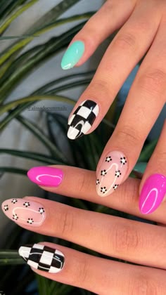 #checkerednails #flowernaildesigns #pinknails #nailinspiration #nailideas Different Pattern Nails On Each Finger, Fun Multicolor Nails, Cute Summer Nails Checkered, Pink And Blue Checkered Nails, Neon And Checkered Nails, Nail Ideas End Of Summer, Summer Heart Nails, Fun Checkered Nails, Fun Pattern Nails