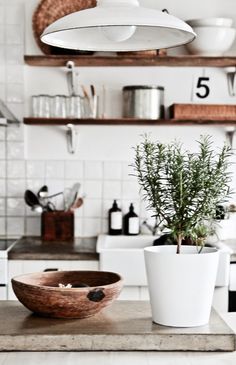 the kitchen is clean and ready to be used as an appliance for cooking