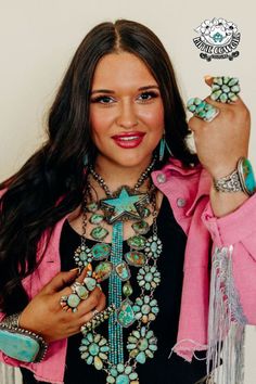 Turquoise the size of Texas! Native Women, Turquoise Stone Jewelry, Hippie Cowgirl, Cuffs Bracelets, Cowgirl Couture, Lainey Wilson, I Am Beautiful, Jewelry Unique