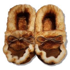 PRICES MAY VARY. 🐑 QUALITY SHEEPSKIN - Our sheepskin is the coziest thing that's ever hugged your toes. Selected from the best materials, your feet will never feel this loved. 🥰 SOFT & PLUSH - Made from 100% natural lambswool fiber that is clean and soft to touch. Lambswool is hypoallergenic and widely used in baby and health care products. 🇺🇸 MADE IN THE USA - Each pair is hand cut and sewn in the United States by craftspeople who mix talent with love and pride. You can sleep easy knowing e Native Moccasins, Sleep Easy, Health Care Products, Moccasin Slippers, Moccasins Style, Sheepskin Slippers, Love And Pride, Moccasins Slippers, Barefoot Shoes