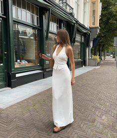 @lauralabee on ig Dress Sets Two Piece, Classy Aesthetic White, White Top For Women, Dress Fits Casual, Chic And Elegant Outfits, Classy Outfits White, White Long Dress Casual, Chic Summer Outfits Classy, Elegant Casual Outfit Summer Classy