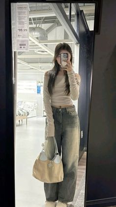 korean style🩵 Y2k Outfits Downtown, Back To School Outfits Korean Style, Outfit Ideas Yesstyle, Abg Style Outfit Winter, New Jeans Style Outfit, Fancy Ish Outfits, Chinese Fashion Women Casual, Yesstyle Outfits Korea, K Fashion Outfits