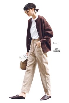 Japanese Minimalist Fashion, Venus Fashion, Over 50 Womens Fashion, Women Over 50, Fashion Images, 가을 패션, Japan Fashion, Casual Style Outfits, Looks Style