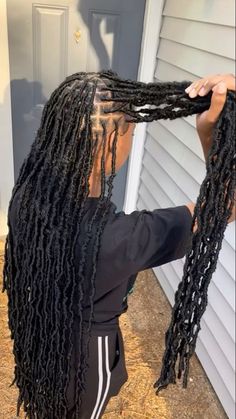 Soft Locs Black, Soft Locs Edges, Soft Locks Hairstyle, Skl Hairstyles, Soft Locks, Soft Locs, Big Box Braids Hairstyles, Short Locs Hairstyles, Quick Natural Hair Styles