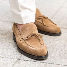 Unique Shoe, Outfit 2023, How To Make Brown, Mens Fashion Edgy, Bespoke Shoes, Monk Strap Shoes, Brown Loafers, Leather Oxford Shoes, Perfect Weather