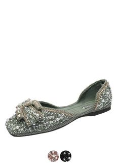 Dazzle as you walk with USS Shoes Cristal Women's Elegant Flat Shoes. The cotton fabric upper and slip-on design make for a comfortable fit, while the rubber outsole ensures durability. The bling fashion element adds sparkle to any outfit. Perfect for summer and spring, these shoes feature a round toe and cotton cloth lining. Elegant Flat Shoes, Elegant Shoes Flat, Platform Pumps Heels, Bling Fashion, Elegant Flats, Bowling Shoes, Lace Up Flats, Cross Training Shoes, Womens Sandals Wedges