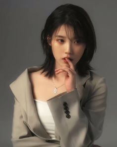 #kpop #idol #suit #iu #soloist Korean Short Haircut, Kpop Short Hair, Iu Short Hair, Short Hair Inspiration, Trendy Short Hairstyles, Iu Hair, Short Hair Tomboy, Korean Short Hair, Long Hairstyle