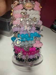 Jewelryybychloe is a jewelry business selling bracelets and beads. We offer a variey of products and custom made to your choice.