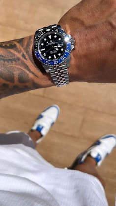 Gold Rolex Mens, Mens Jewelry Gold, Starboy Outfit, Rolex Gmt Master 2, Wealthy Lifestyle Luxury, Iman Gadzhi, Outfit Old Money, Essentials For Men, Luxury Outfit