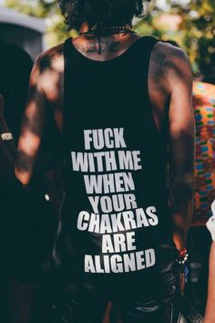 Chakras Afro Yoga, Yoga Art, Kitenge, Afro Punk, Namaste, A Man, Chakra, Style Me, Dj