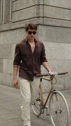 Buttondown Top Outfit Men, Cool Mens Outfits Fashion Styles, Mens Linen Shirt Outfit Summer, Male Italian Fashion, Sunglasses For Men Aesthetic, Chino And Shirt Outfit Men, Mens Knitted Polo Outfit, Men Streetstyle Outfit, Simple Casual Outfits Men