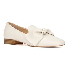 Discover slip-on beauties that blend classic square toe design with modern convenience and stylish flair, thanks to their oversized bow detail. These shoes prioritize comfort with a softly padded insole and a durable rubber outsole, ensuring all-day wearability without compromising on fashion. Perfect for adding a touch of elegance to casual or semi-formal outfits, these slip-ons promise both comfort and style, making them a versatile and chic choice for any occasion. Mule Flats, Semi Formal Outfits, Timberlands Women, Faux Leather Heels, Closed Toe Shoes, Flat Espadrilles, Toe Designs, Leather Heels, On Shoes