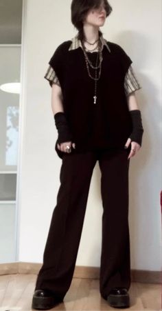 Emo Formal Outfit, Vkei Outfits Masc, Trad Goth Outfits Masc, Goth Masculine Outfits, Grunge Formal Outfit, Goth Clothes Men, Nonbinary Clothes, Masc Grunge Outfits, Gender Outfits