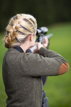 Farm Lifestyle, Hunting Women, Country Casual, Country Fashion, The Fox And The Hound, Hunting Season, English Countryside, Fashion Images, A Pic