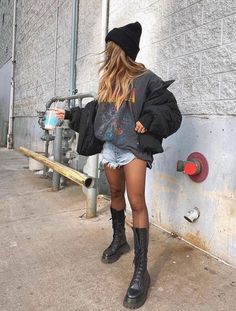 Look Short, Festival Looks, Dec 12, Too Cool For School, Looks Chic, Grunge Style