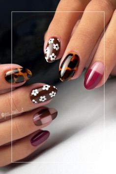 spring tortoiseshell  nails Fall Short Nails, November Nail Art, Round Nail Designs, Festive Nail Designs, Gel French Manicure, Modern Thanksgiving, Thanksgiving Nail Designs, Thanksgiving Nail Art, Thanksgiving Nail