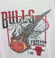 Vintage t-shirt design Chicago Bulls Shirt, Basketball Shirt Designs, Bulls T Shirt, Vintage T Shirt Design, Chicago Bulls Logo, Basketball Vintage, Vintage Chicago Bulls, Logo Basketball, Bulls Shirt