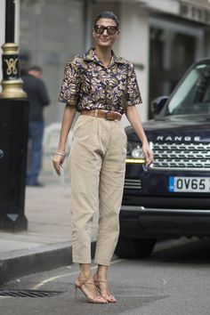 Street Style Summer Casual, London Fashion Week Street Style, London Fashion Weeks, Giovanna Battaglia, 30 Outfits, Dad Fashion, Elegante Casual