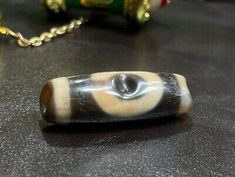 ad eBay - Ancient Tibetan DZI Beads Old Agate Sun Moon Totem Amulet Pendant 34×11mm #8317 - Buy Now, click the link (eBay) Bring Good Luck, The Blessing, Sun Moon, Good Luck, Agate, Gift Card, Moon, Collectibles, Sun