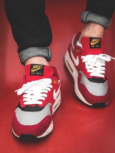 Nike Air Max 1 Urawa Dragon - 2004 (by gawmess) Air Max 1s, Nike Airmax 90, Crazy Sneakers, Air Max One, Urban Shoes, Jordan Shoes Retro, Nike Free Run, Air Forces, Baskets Nike