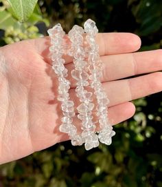 Clear Quartz Chip Bracelet! So Pretty! Great Quality! Clear quartz has the capacity to absorb, store, release and regulate energy Quarts Crystal, Chip Bracelet, Crystal Bracelet, Crystal Items, Crystal Bracelets, Clear Quartz, Animation Art, So Pretty, Bead Charms