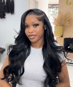 Frontal Wig Hairstyles Layers, Layered Frontal Wig Side Part, Half Up Half Down Frontal Hairstyles, Layered Wig Install, Styles To Do With Wigs, Wig Hairstyles Layers, Prom Frontal Hairstyles, Styled Frontal Wig, Hair Inspo For Graduation