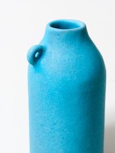 This beautiful bud vase is handmade by artist Keiichi Tanaka. Bathed in a vibrant turquoise blue, this simple vessel echoes the bright optimism of ancient Egyptian and Turkish pottery. About Keiichi TanakaKeiichi Tanaka’s work spans from a lifelong fascination with the beauty of functional objects. Inspired by the visual poetry of agricultural tools and instruments, Tanaka creates softly textured glazes and unexpected shapes for otherwise common-use objects. His rustic,contemporary pieces clash Turkish Pottery, Turquoise Vase, Vase Tall, Slab Ceramics, Ceremonial Grade Matcha, Sweet Cups, Tea Varieties, Organic Green Tea, Jug Vase