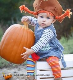 toddler pippi longstocking costume Pippi Longstocking Costume, Diy Mary Poppins Costume, Pippi Longstocking Costumes, Childrens Book Character Costumes, Homemade Costume Ideas, Team Halloween Costumes, Movie Character Costumes, Cabbage Patch Babies, Dog Sweater Crochet Pattern