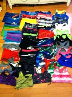 ohhh nike pro shorts.... you rule. I wish I worked out because then I would actually need all these matching shorts and sports bras. Nike Pro Collection, Estilo Fitness, Cheer Outfits, Michelle Lewin, Nike Pro Shorts, Chill Outfits, Nike Shoes Outlet, Gym Clothes