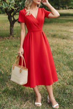 Flare Dress Outfit Classy, Women Dresses Casual Summer, Midi Dres, Party Dress Classy, Puff Sleeve Midi Dress, Modest Dresses Casual, Elegant Dresses For Women, Versatile Dress, Fashion Hacks Clothes