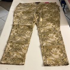 2% Spandex 98% Cotton. New With Tags. Gold Gold Cream, Almost Famous, Cream And Gold, Stretch Jeans, Jeans Pants, Women Jeans, Spandex, Cream, Tags