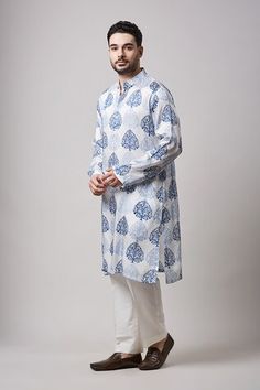 Ivory kurta with hand block print in modal satin base. Paired with a pant. - Aza Fashions White Straight Kurta With Kalamkari Print, White Cotton Kurta With Ikat Print, White Long Sleeve Block Print Traditional Wear, White Printed Kurta For Navratri, White Traditional Wear With Block Print For Transitional Season, Transitional White Traditional Wear With Block Print, Block Printed Kurta, Men Kurta, Eid Party